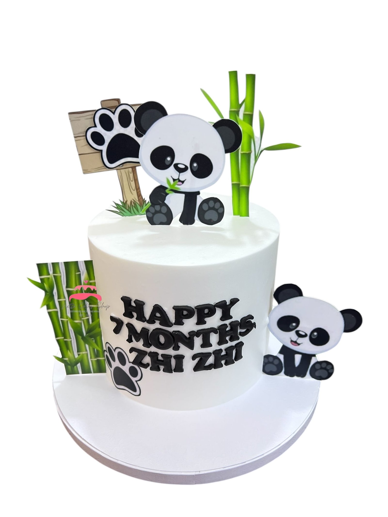 Panda-themed cake - Image 4